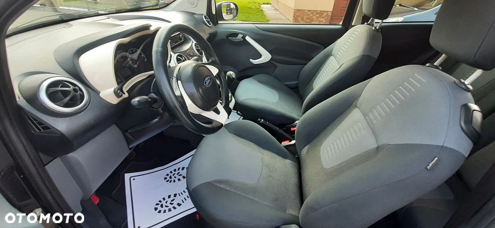 Ford KA - 27