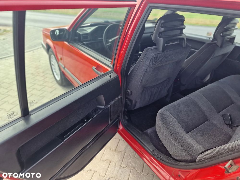 Volvo Seria 900 - 18
