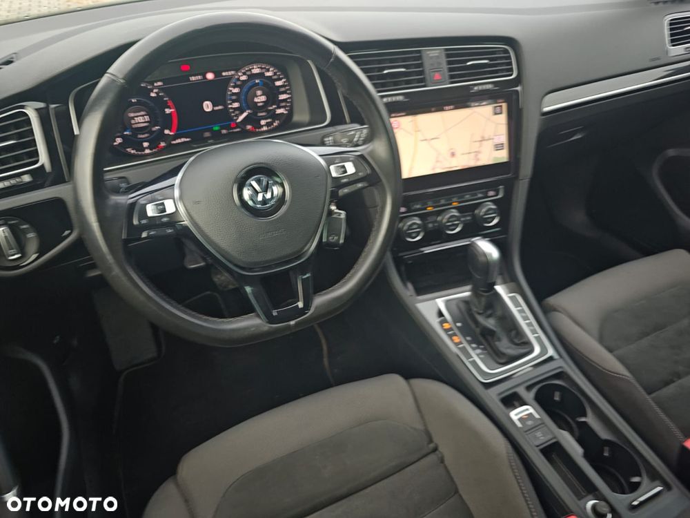 Volkswagen Golf 2.0 TDI R-Line DSG - 20