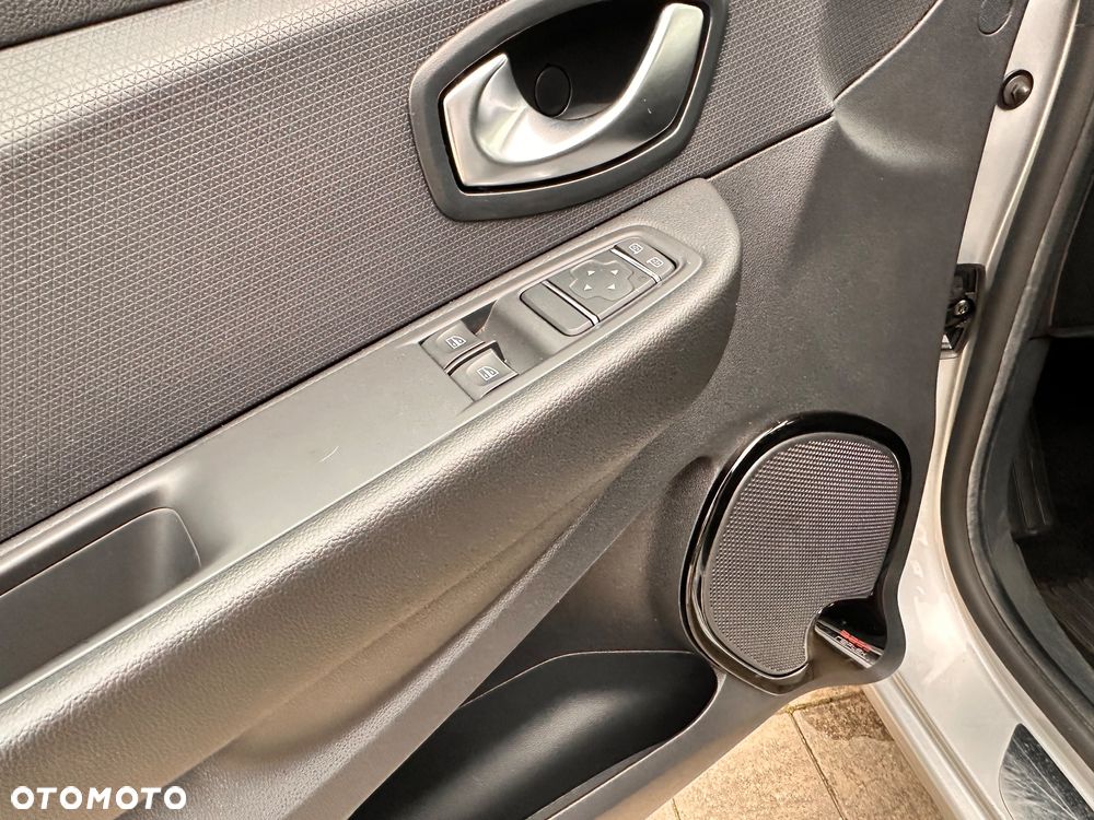 Renault Clio 1.2 16V 75 LIMITED 2018 - 20