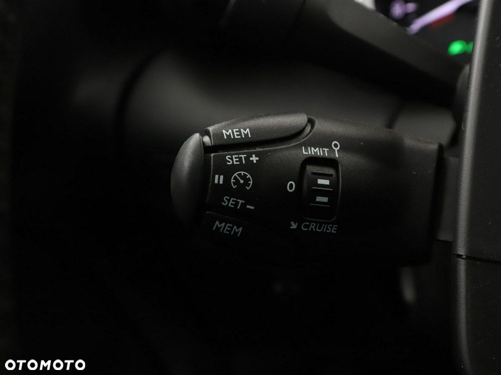 Citroën C3 Aircross 1.2 PureTech Shine S&S - 33