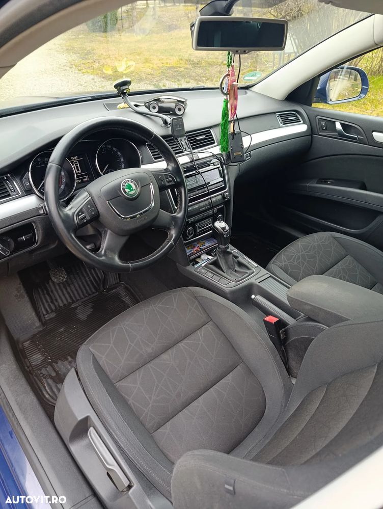 Skoda Superb 2.0 TDI Elegance 4x4 - 3