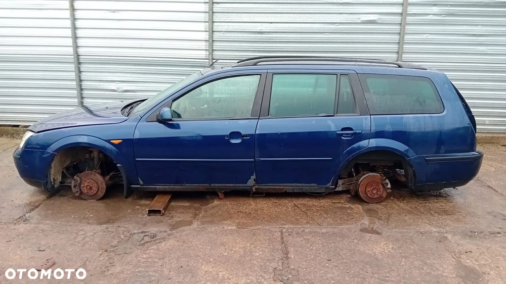 TYLKO CZĘŚCI Ford Mondeo MK3 2.0TDCI 130KM 96KW FMBA 03r-05r kombi lakier: E2 - 3