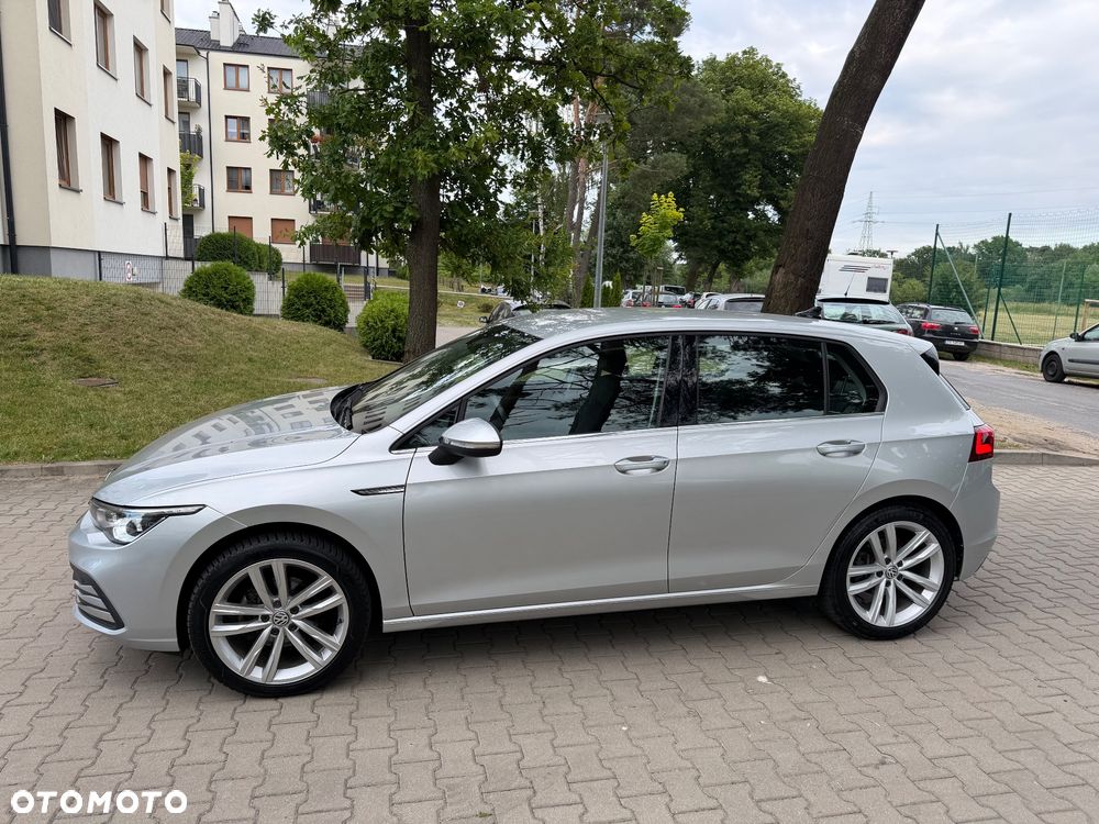 Volkswagen Golf 1.5 eTSI OPF DSG Edition 50 - 4