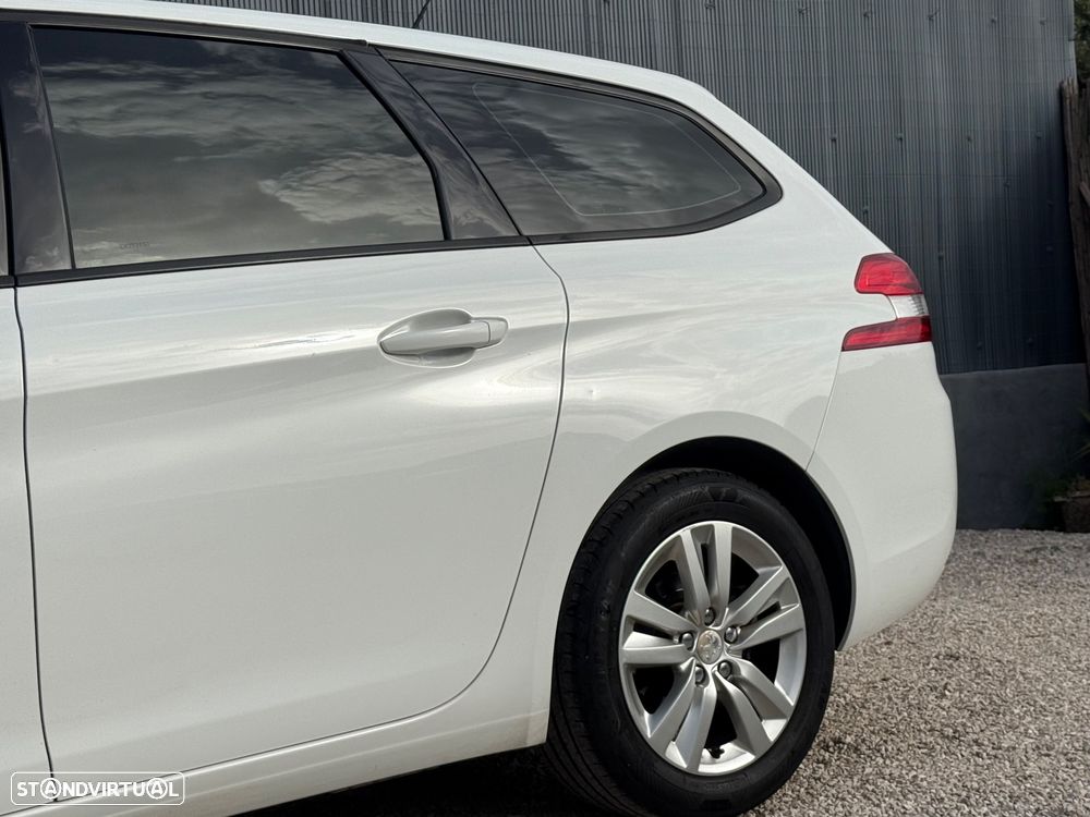 Peugeot 308 SW 1.6 HDi Premium - 25