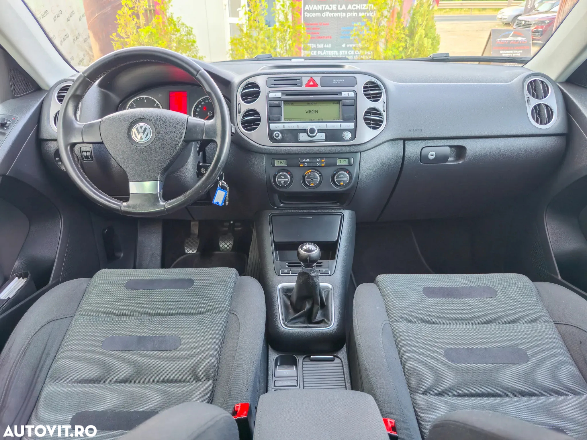 Volkswagen Tiguan 2.0 TDI DPF 4Motion Team - 9