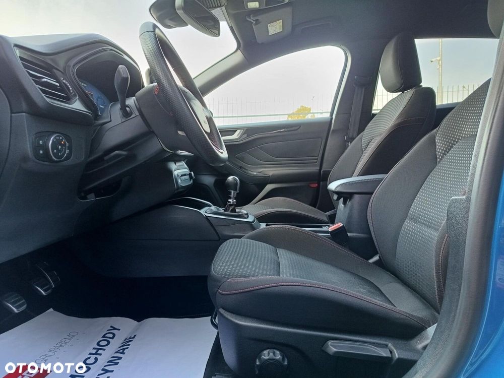 Ford Focus 1.0 EcoBoost mHEV ST-Line - 16