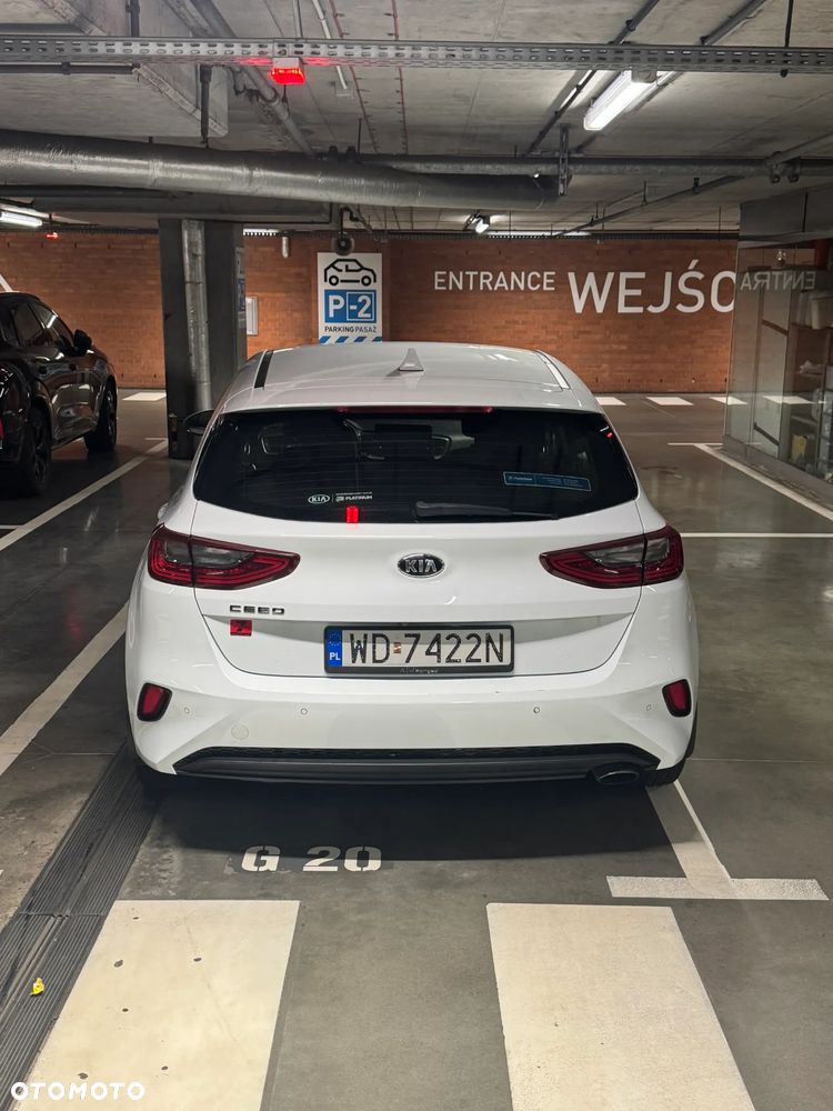 Kia Ceed 1.6 CRDi SCR M - 6