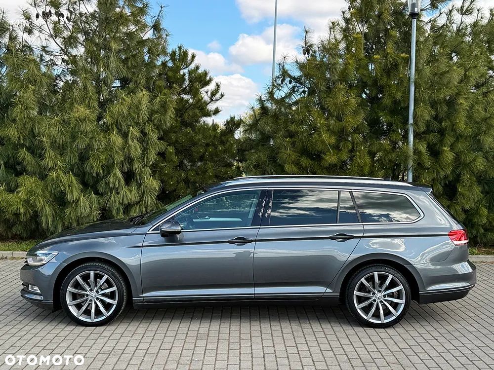 Volkswagen Passat Variant 2.0 TDI (BlueMotion Technology) Highline - 11