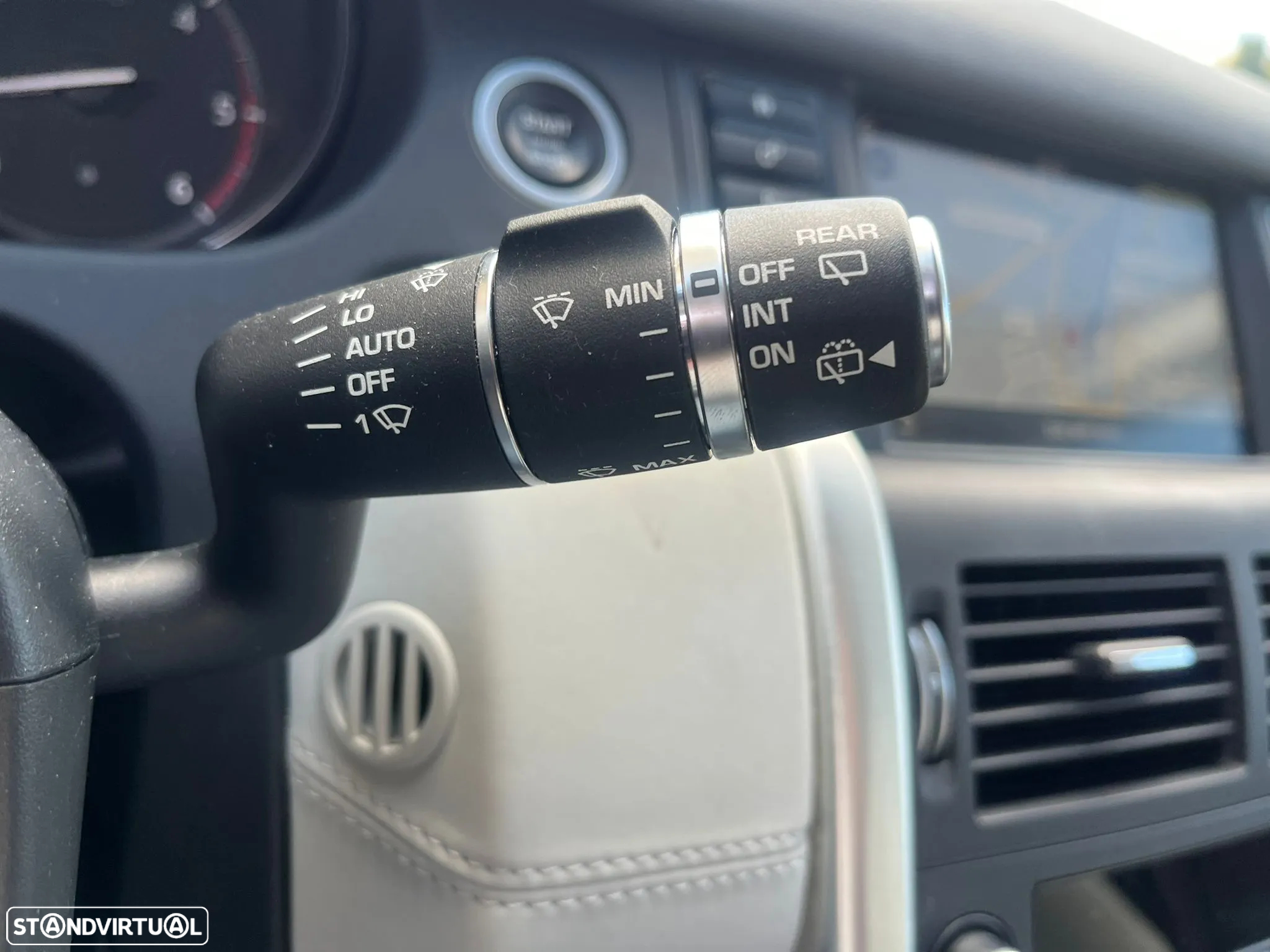 Land Rover Discovery Sport - 31