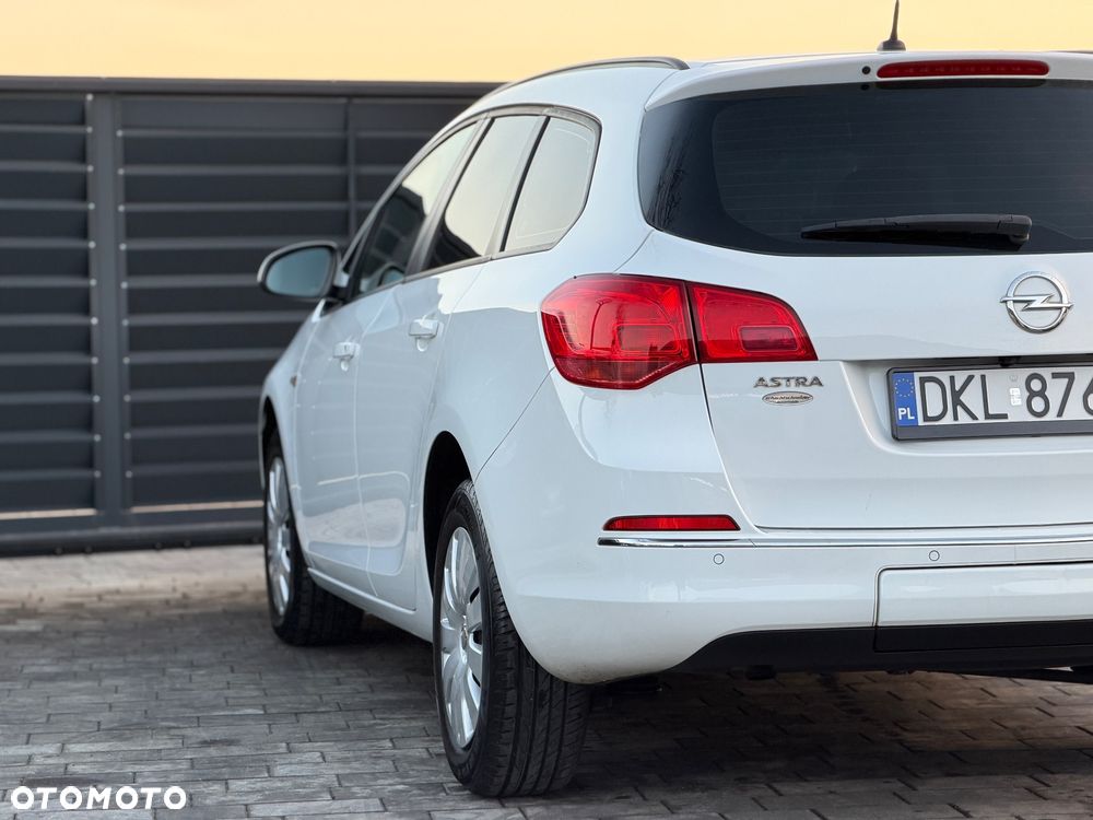 Opel Astra 1.4 T Cosmo - 32