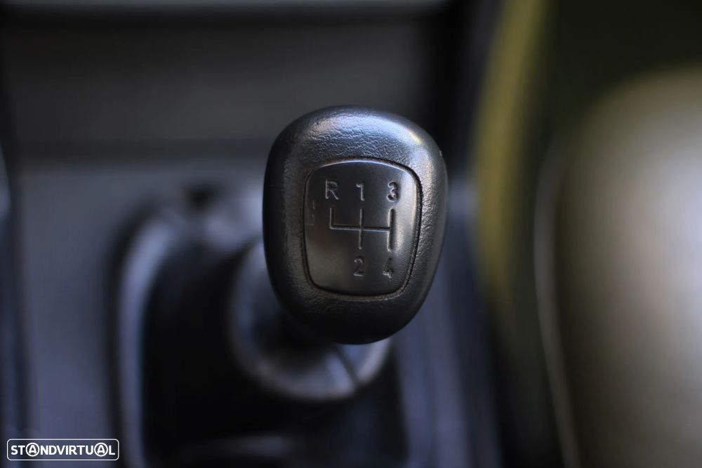 Mercedes-Benz W123 (1976-1986) 300 D - 45