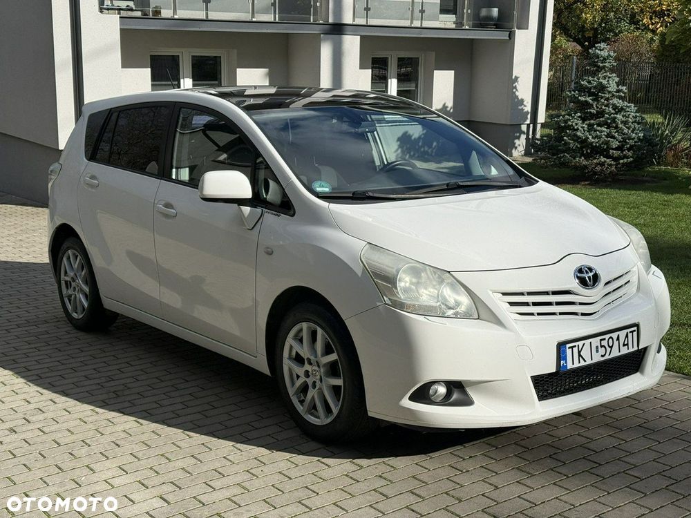 Toyota Verso - 2