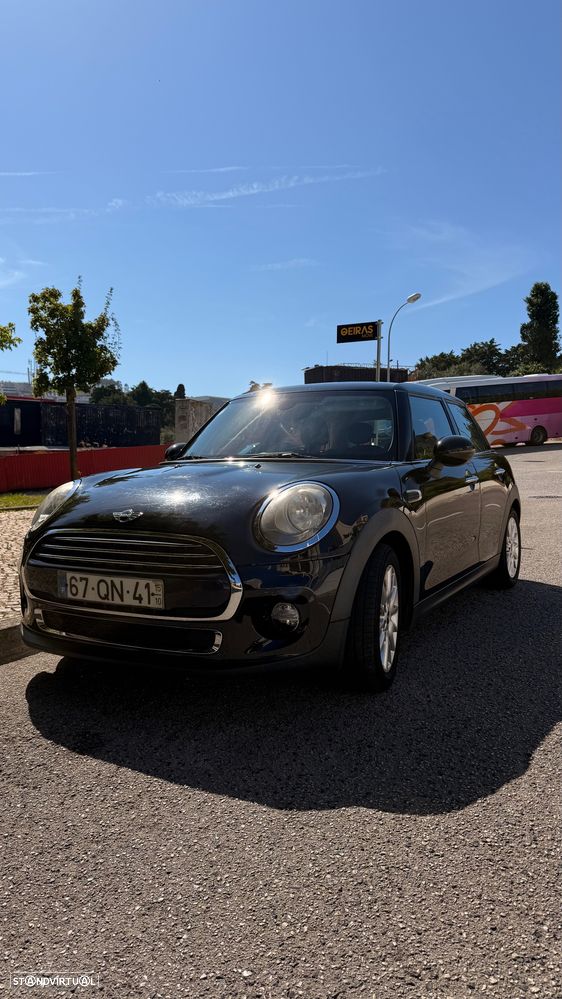 MINI 5 Portas Cooper D - 2