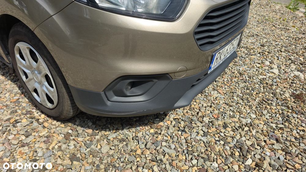 Ford Transit Courier Ambiente - 10