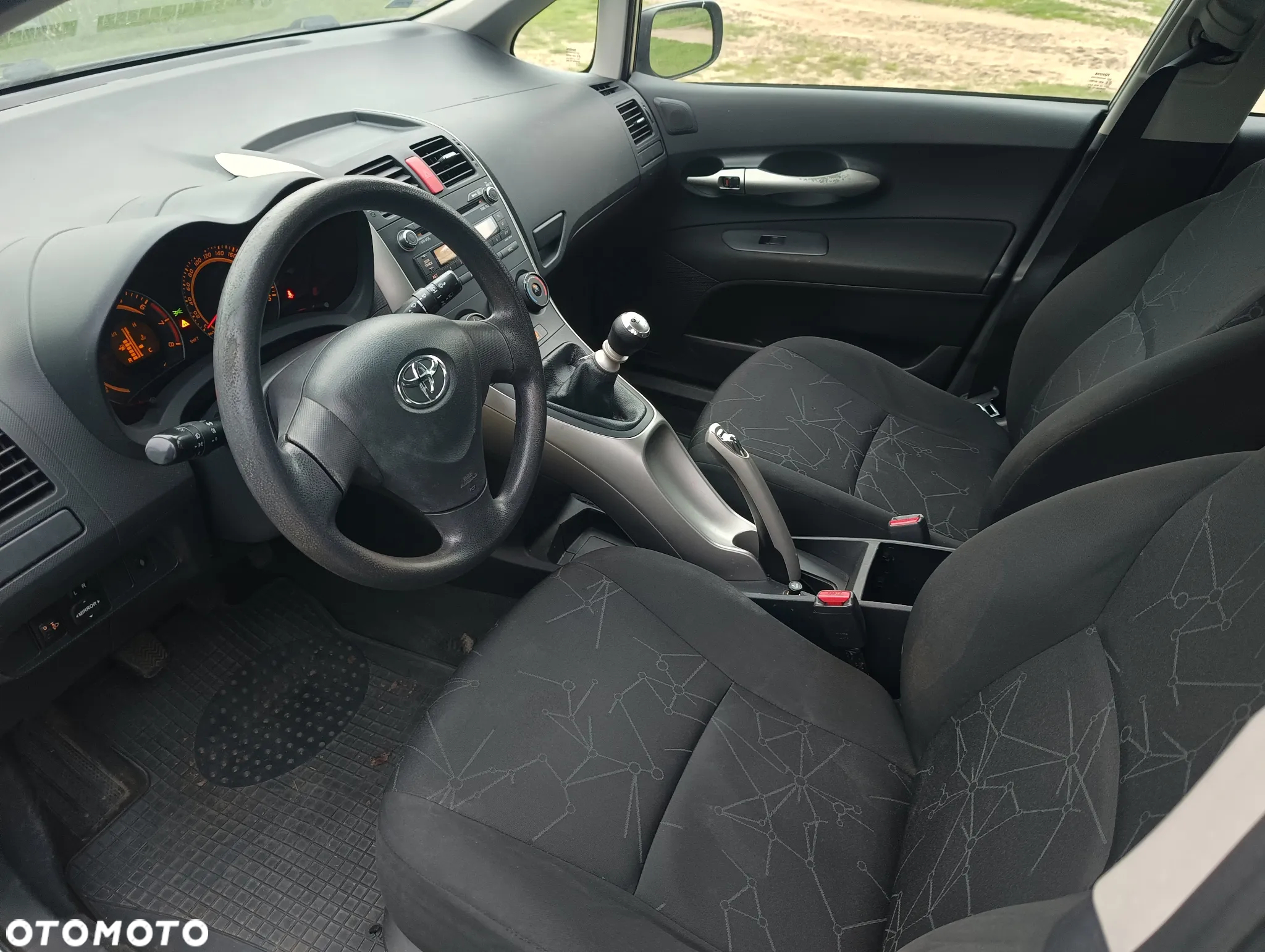 Toyota Auris 1.33 VVT-i Terra - 5