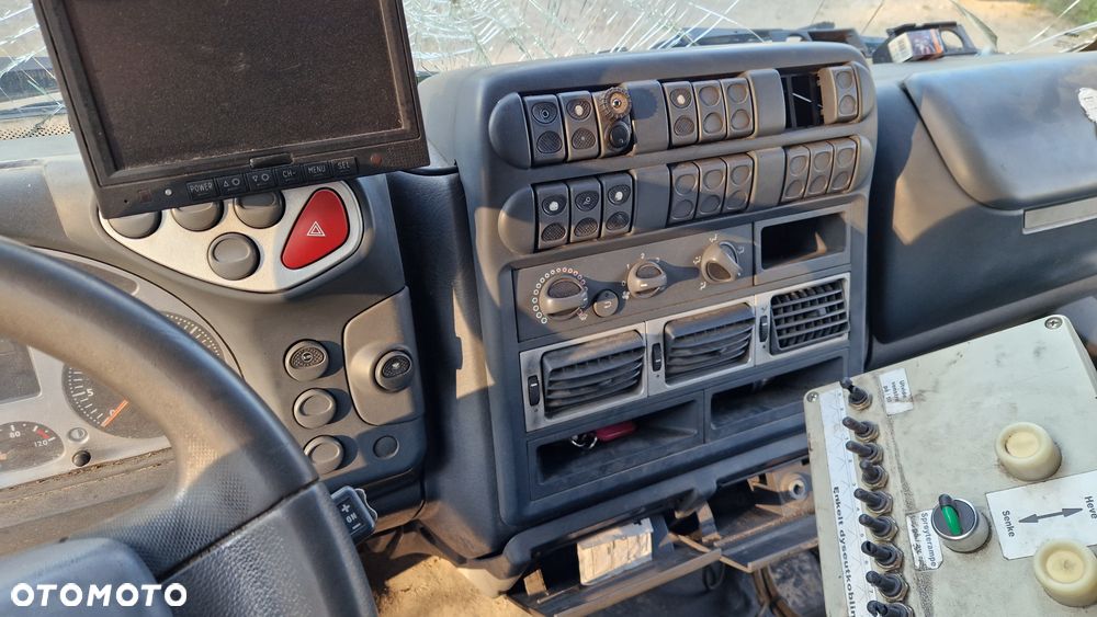 Iveco Skrapiarka do asfaltu oraz masy bituminowej - 8