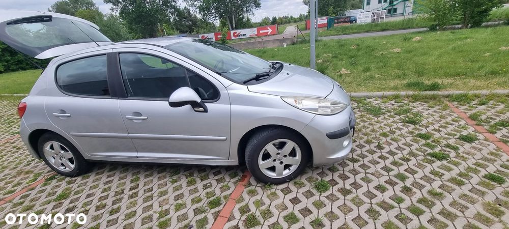 Peugeot 207 1.6 HDi - 8