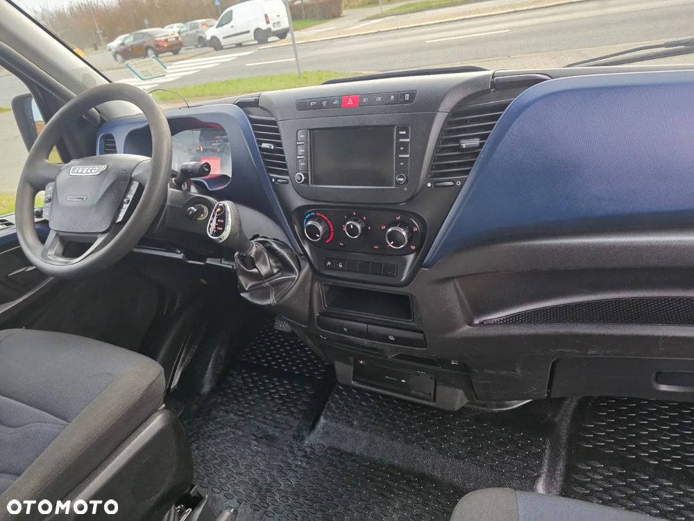 Iveco 35s16 HI-MATIC - 14