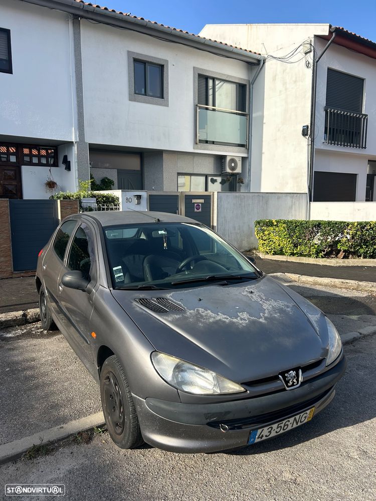 Peugeot 206 1.1 XR - 1