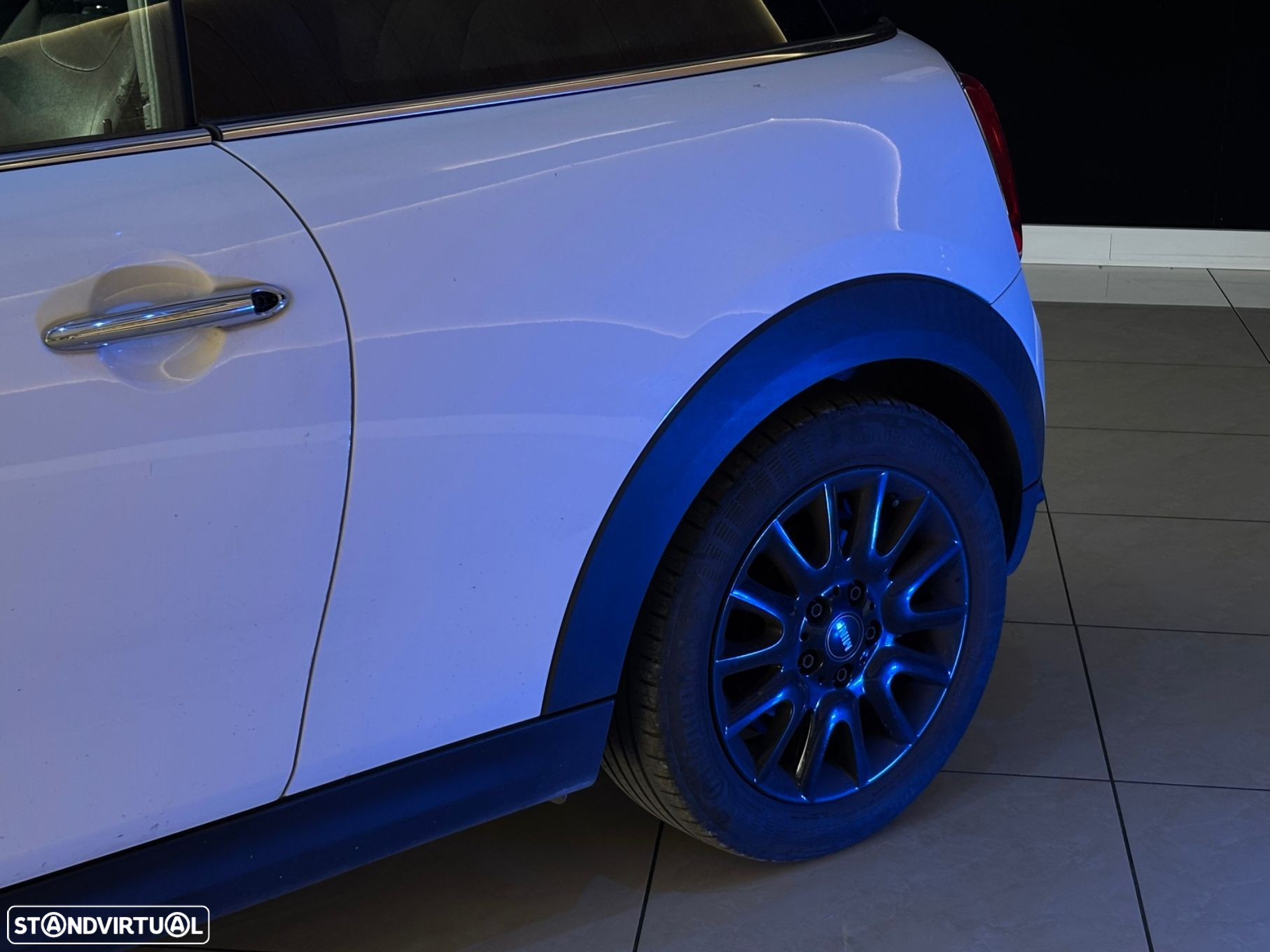 MINI 3 Portas One D - 3