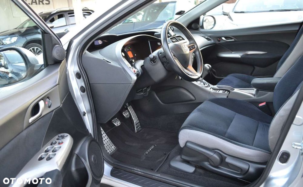 Honda Civic 1.8i-VTEC Executive - 6