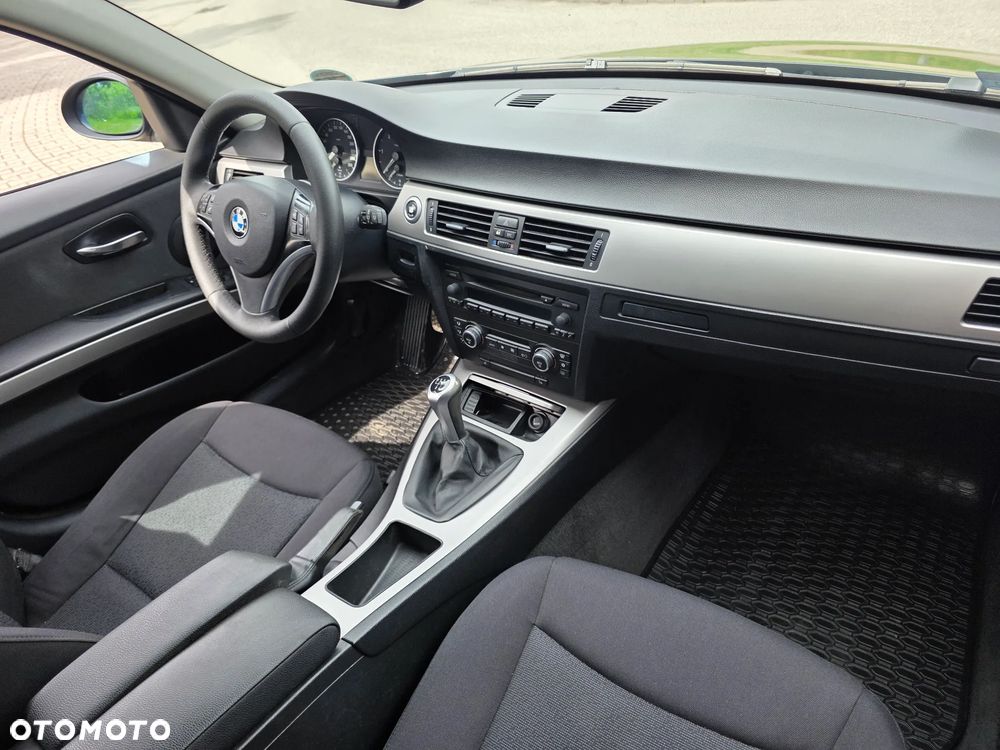 BMW Seria 3 320d DPF - 9