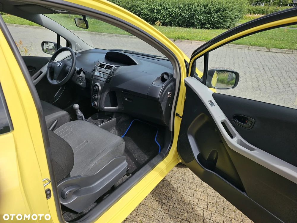 Toyota Yaris 1.33 Sol - 25