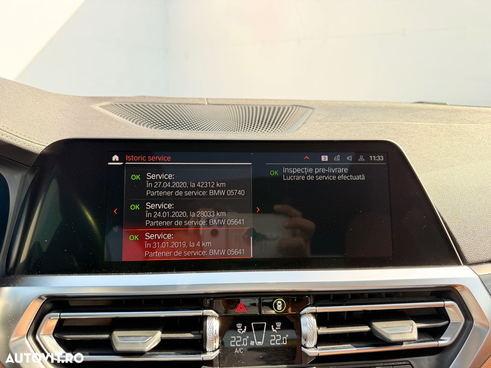 BMW Seria 3 320d Aut. M Sport - 16