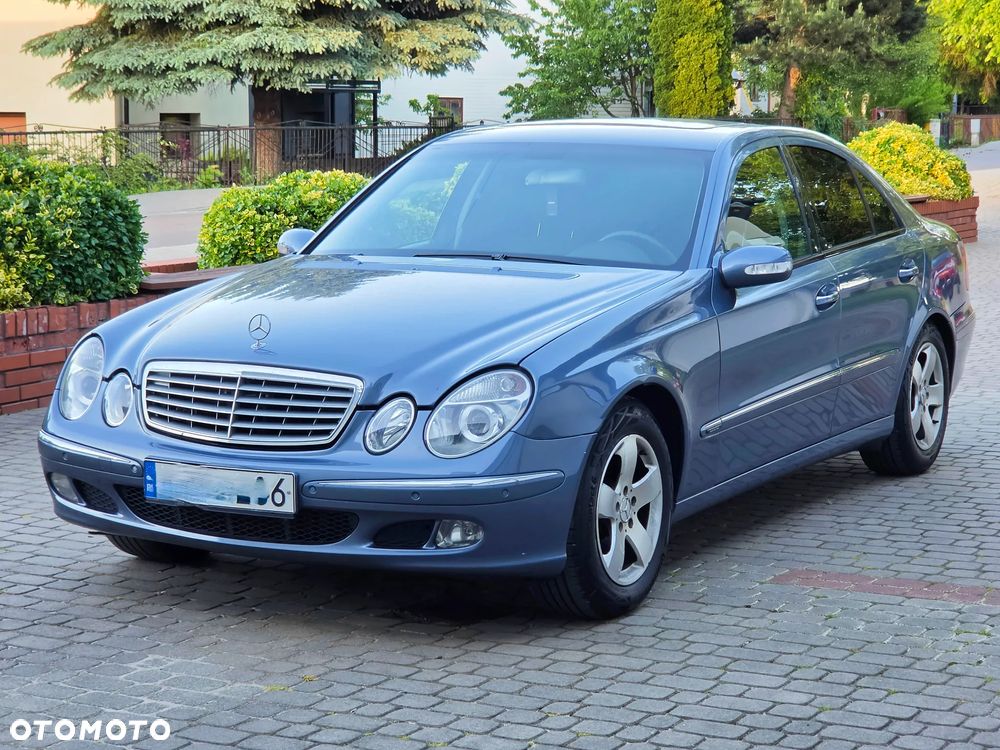 Mercedes-Benz Klasa E - 23