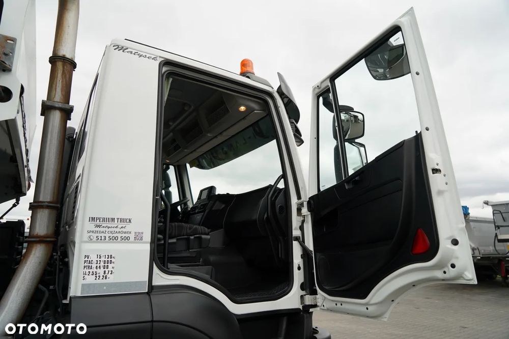 Iveco TRAKKER 450 / 8x4 / WYWROTKA / HYDROBURTA / BORDMATIC / EURO 6 / - 37