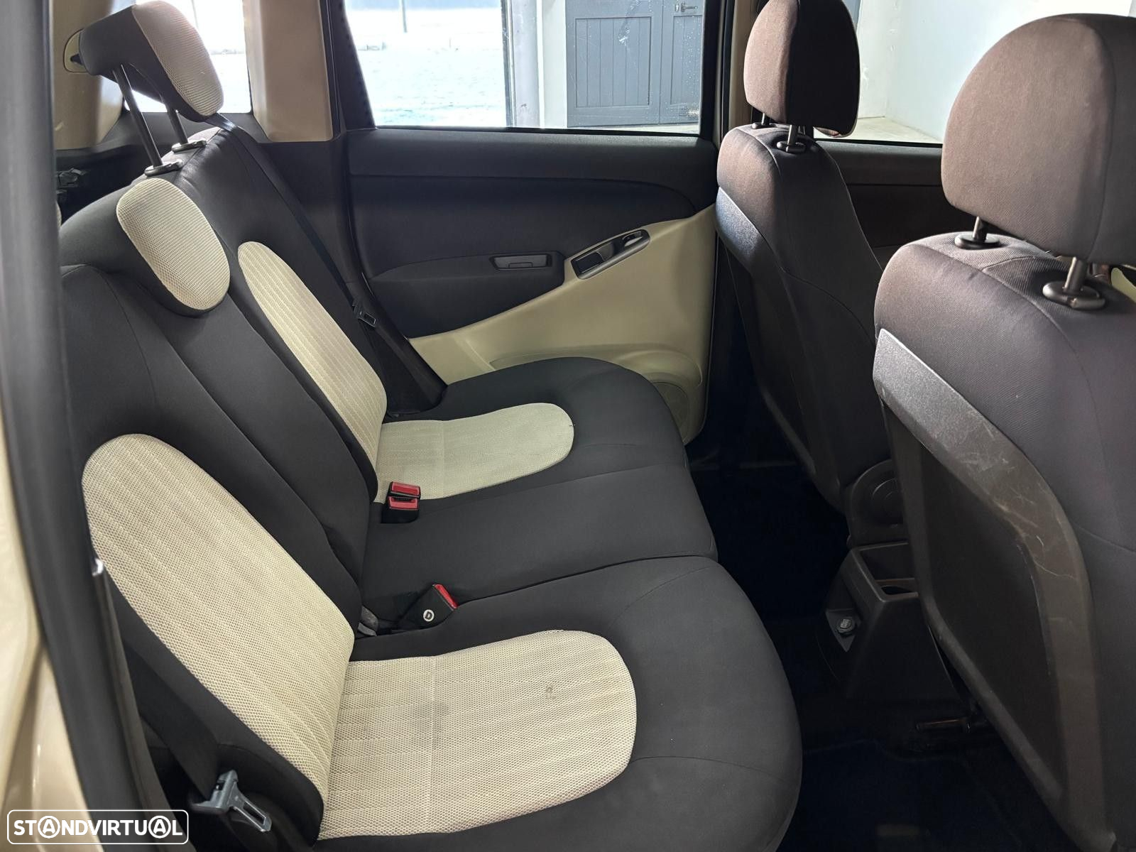 Lancia Musa 1.3 16V M-jet Oro - 8