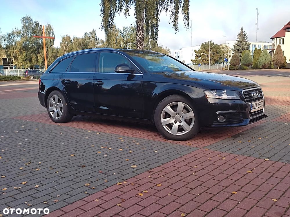 Audi A4 Avant - 10