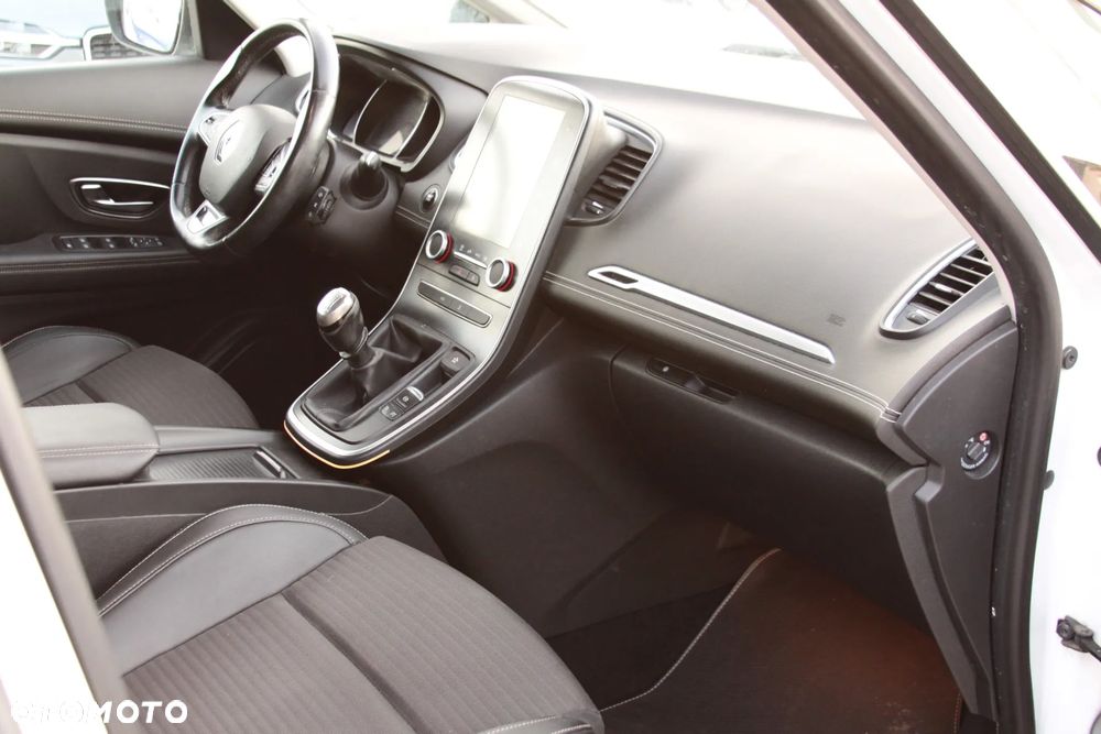 Renault Grand Scenic ENERGY dCi 130 INTENS - 17