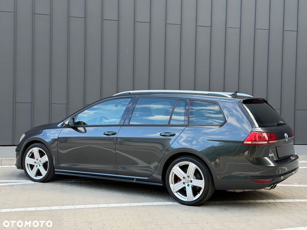 Volkswagen Golf GTD 2.0 TDI SCR DSG - 13