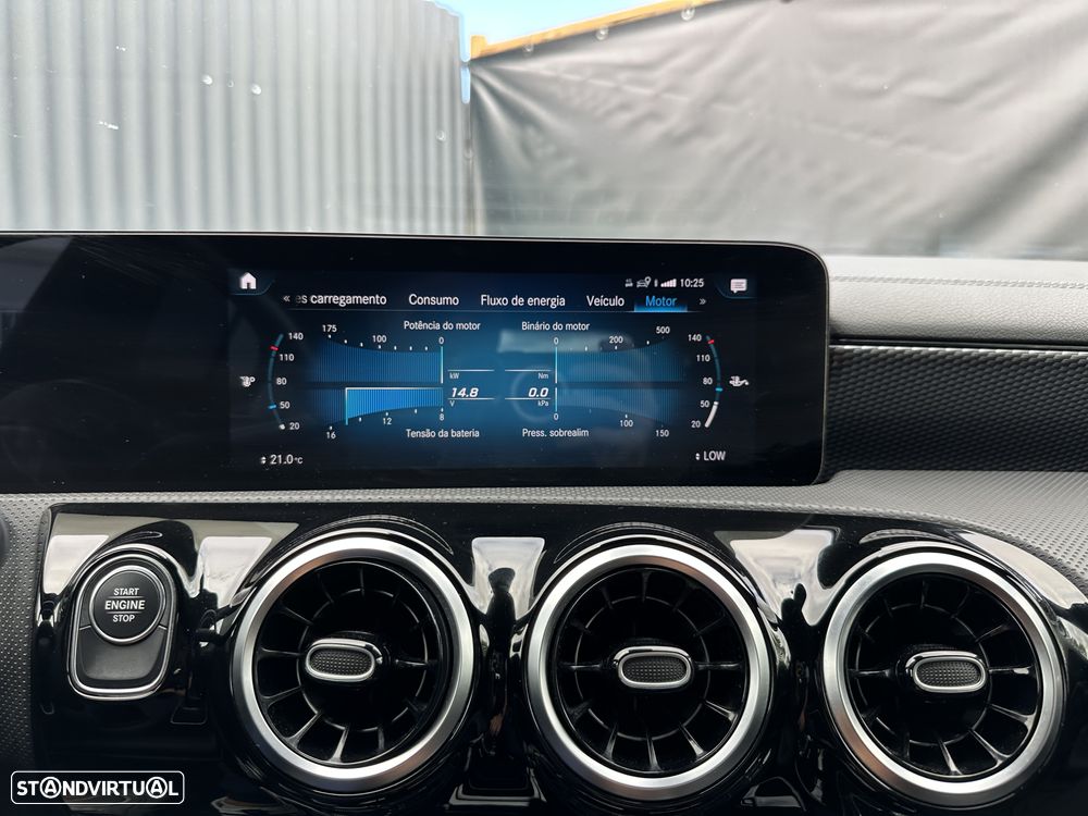 Mercedes-Benz CLA 250 e 8G-DCT Progressive - 32