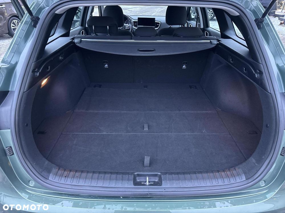Kia Ceed 1.5 T-GDI M - 17