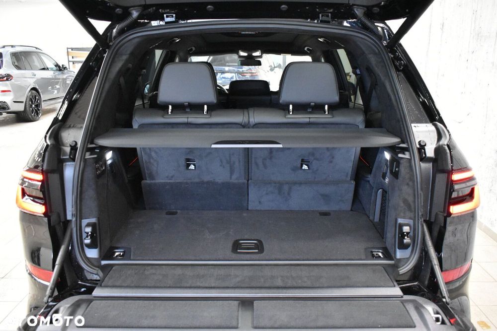 BMW X7 xDrive40d mHEV M Sport Edition sport - 28