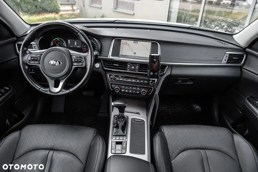 Kia Optima - 14