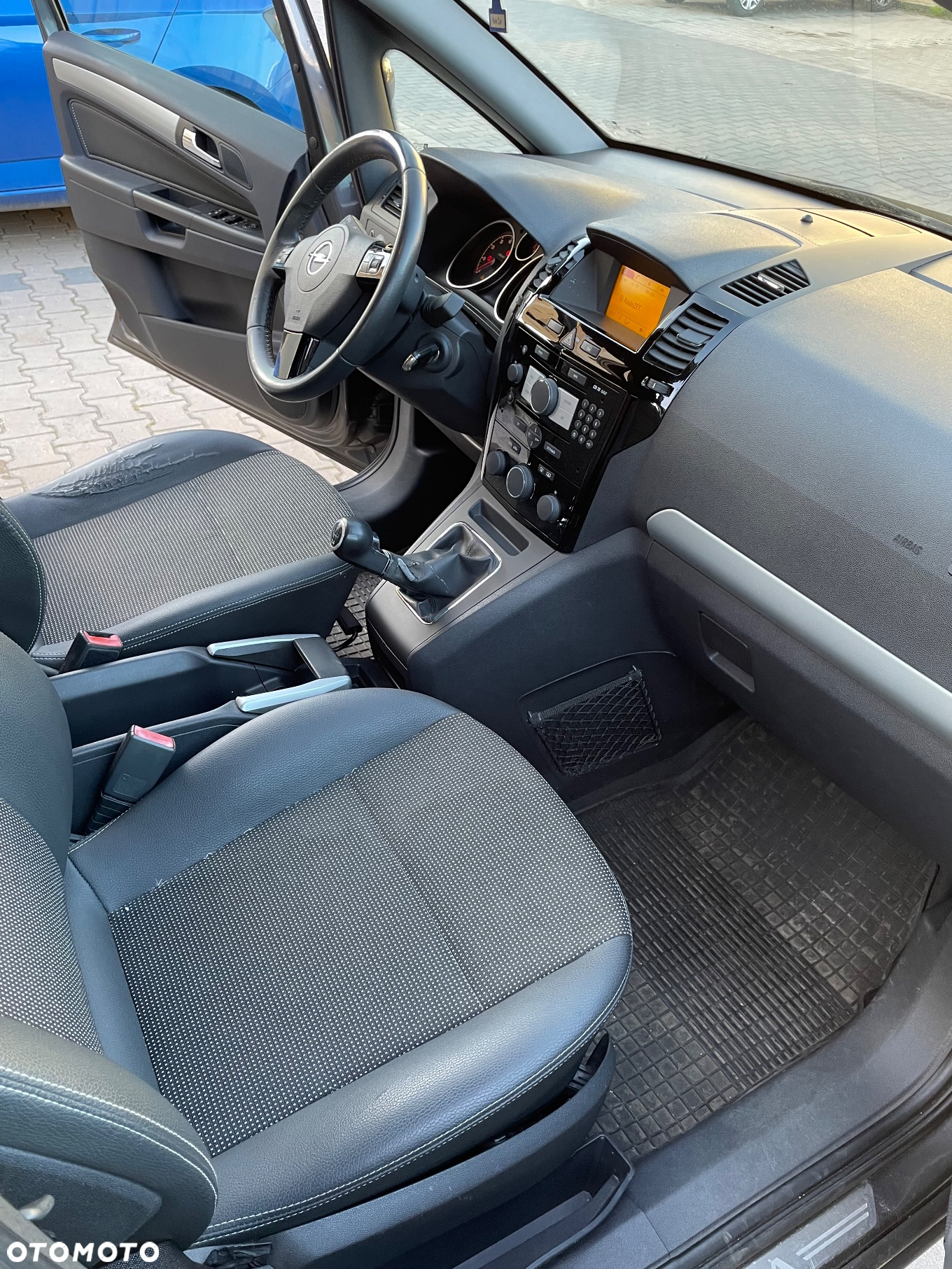 Opel Zafira 1.8 - 9