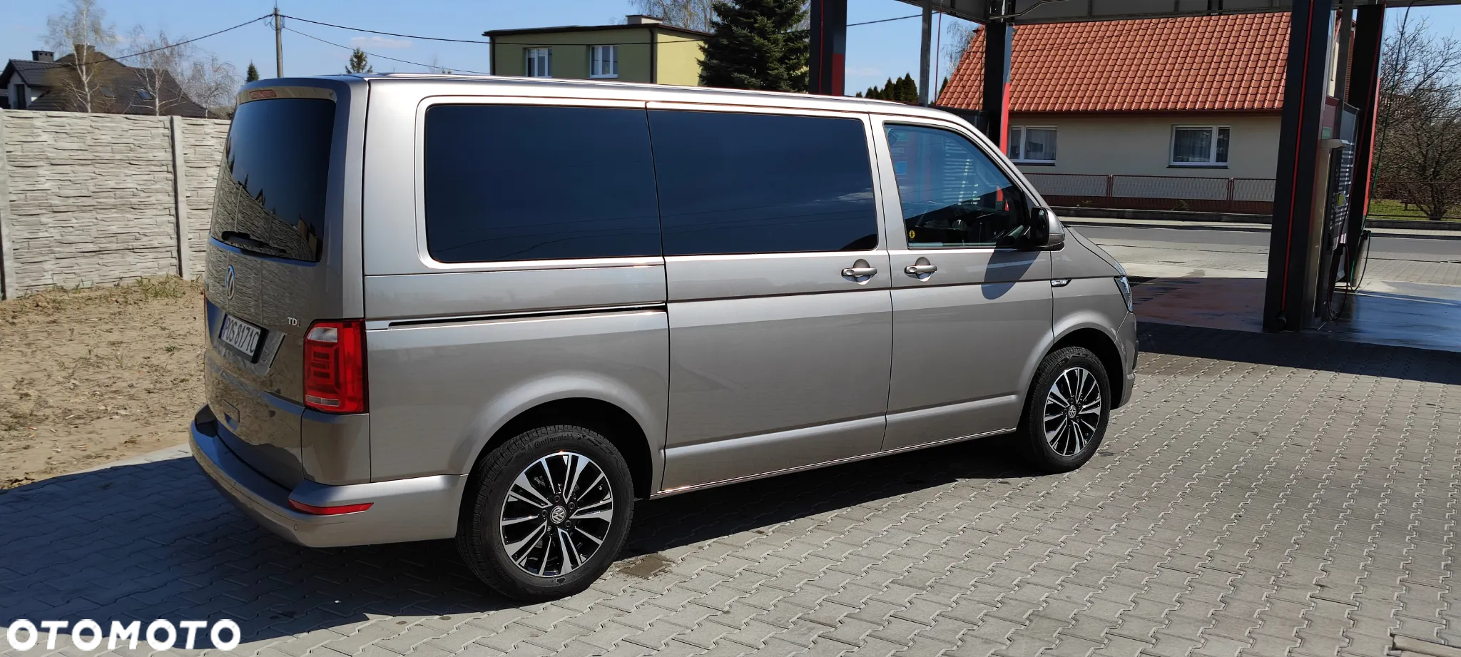Volkswagen Multivan - 9
