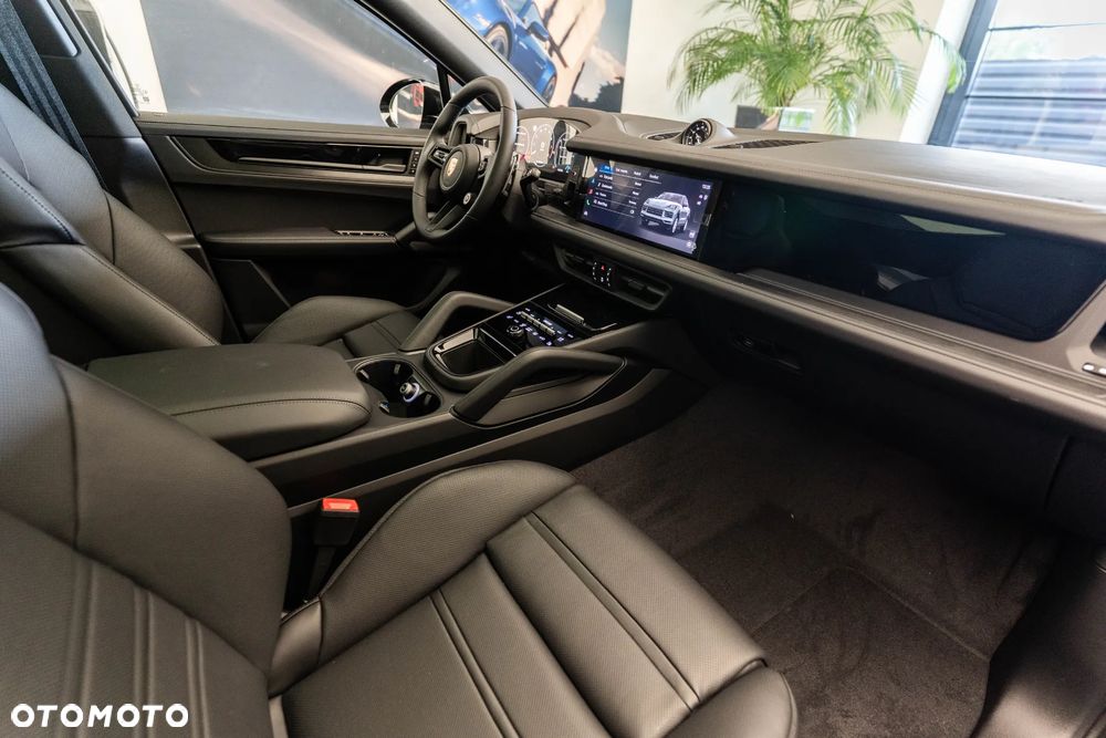 Porsche Cayenne Black Edition - 17