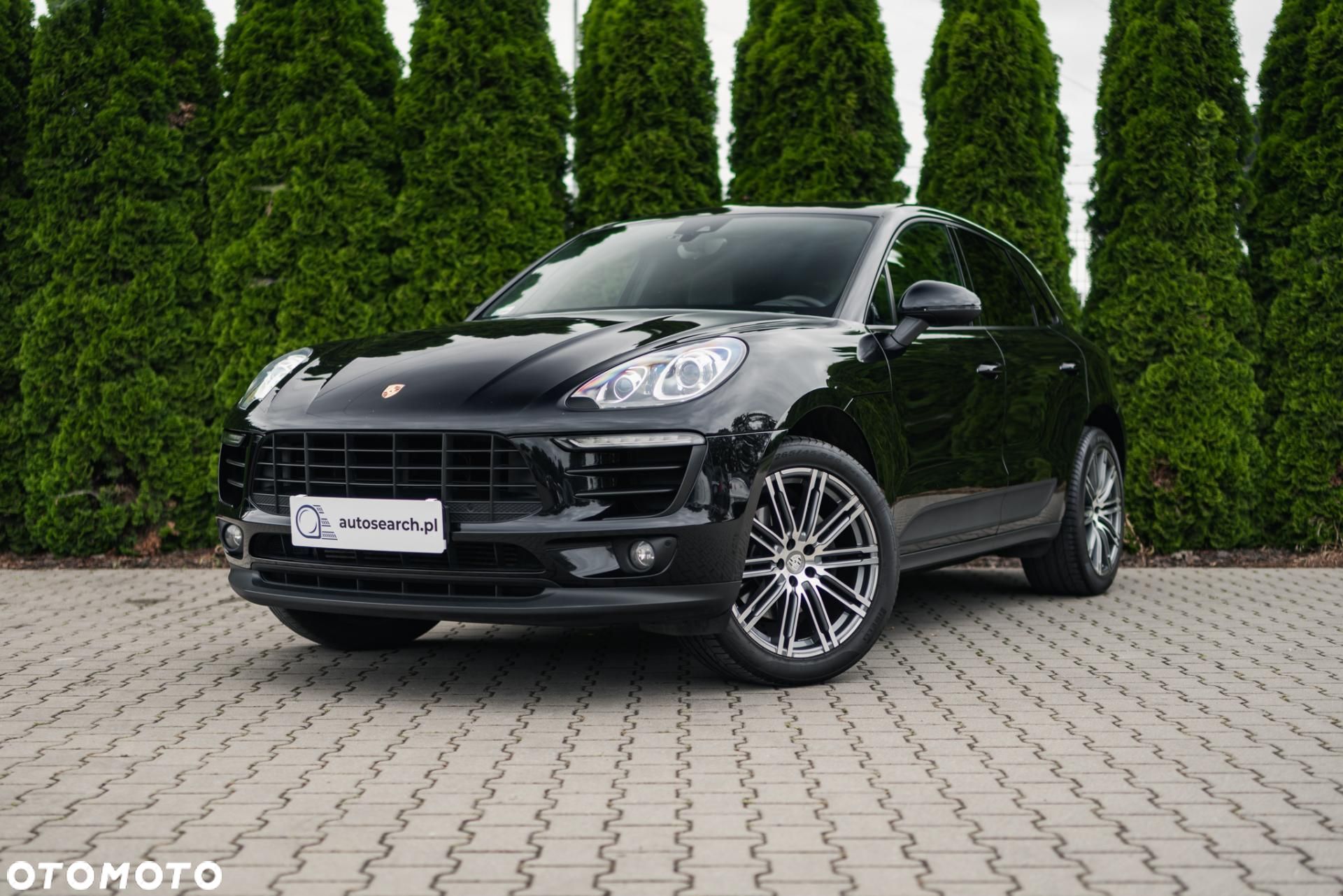 Porsche Macan - 1