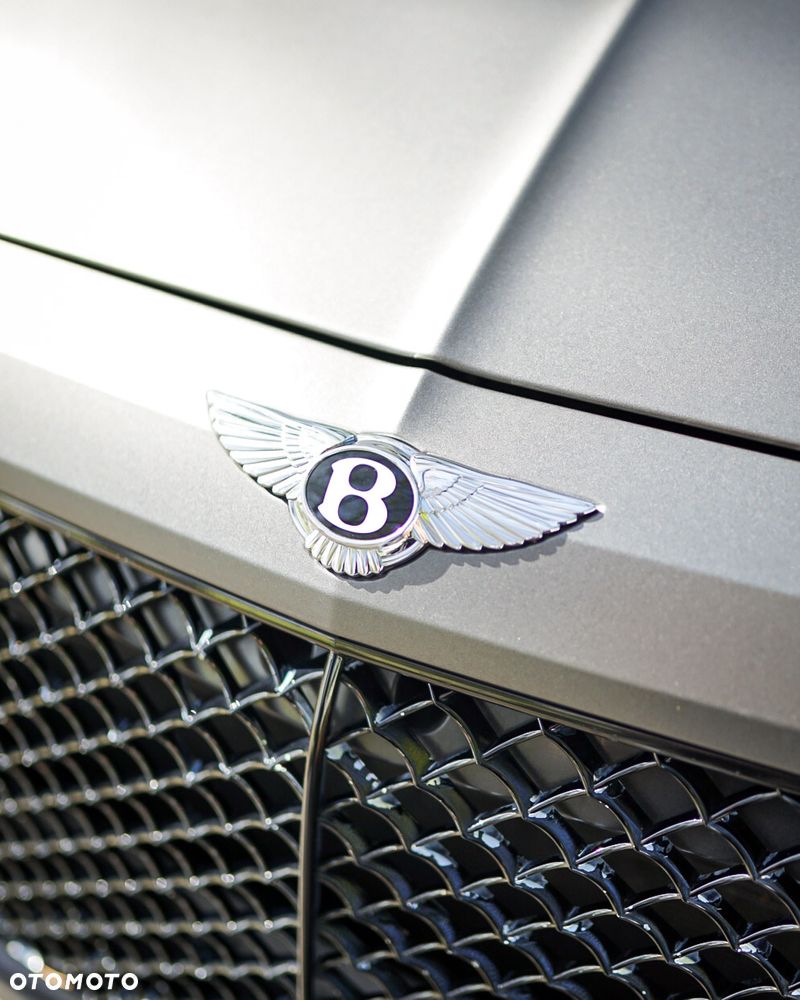 Bentley Bentayga W12 Mulliner - 9