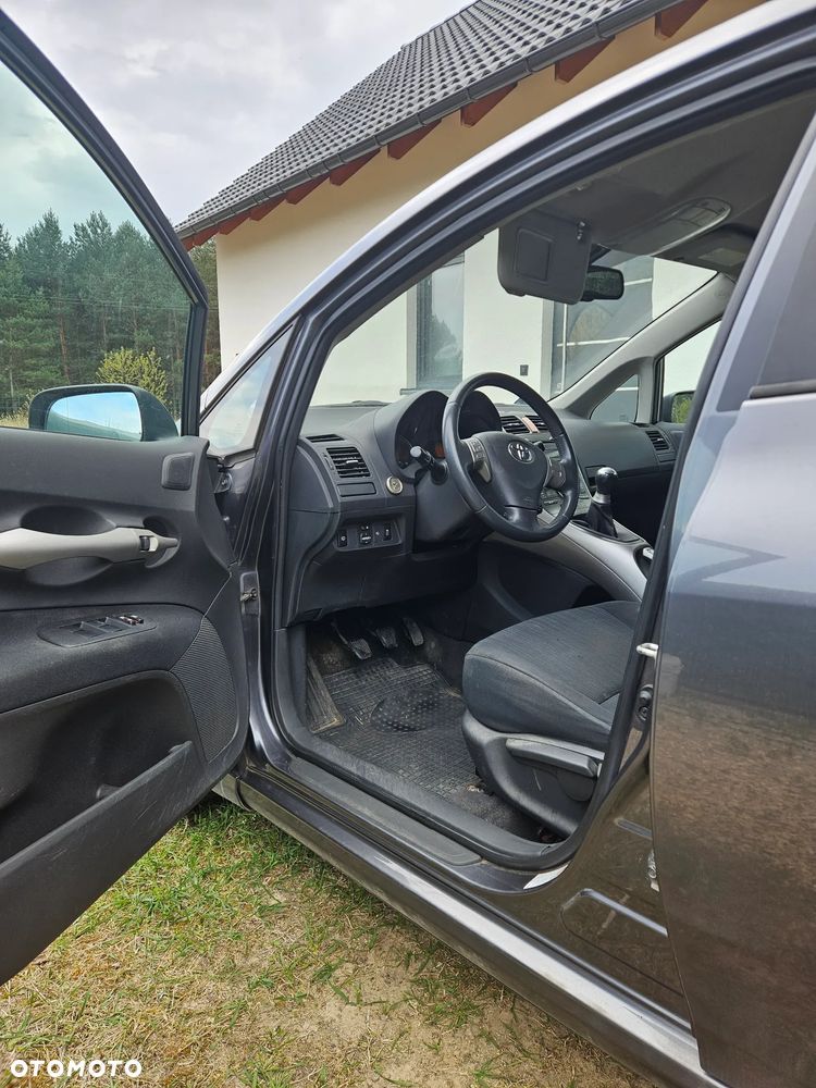 Toyota Auris 1.6 VVT-i Prestige - 12