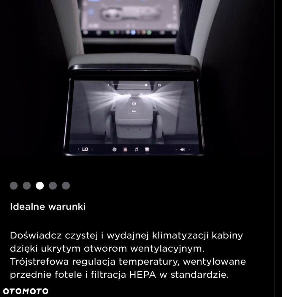 Tesla Model X - 40