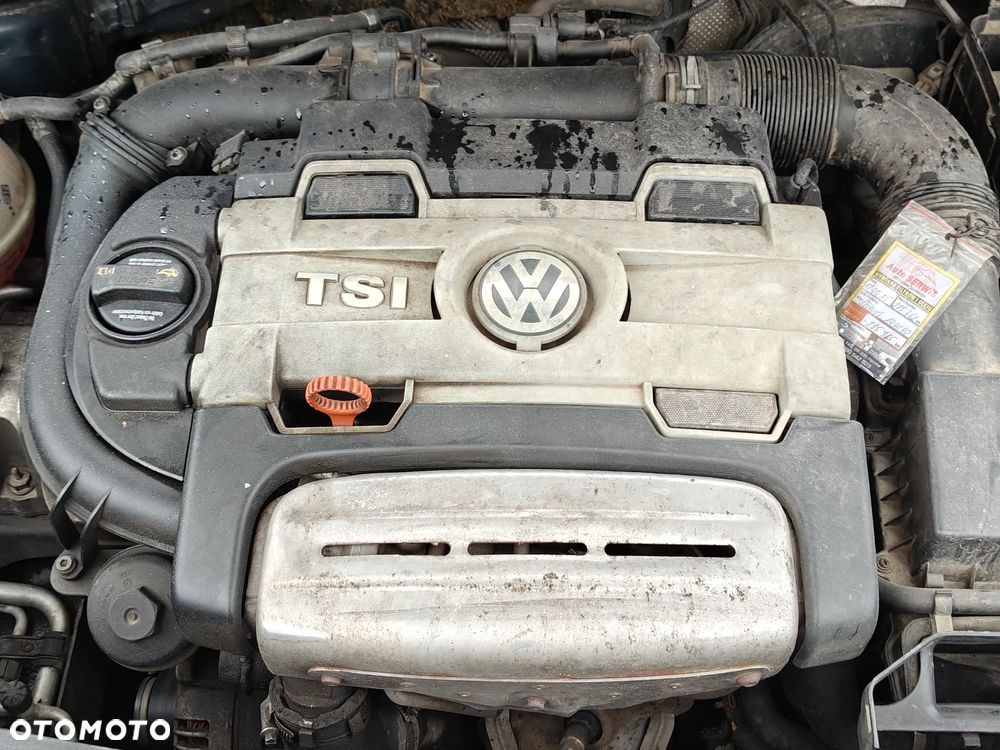 Volkswagen Touran ver-1-4-tsi-highline-perfectline - 8