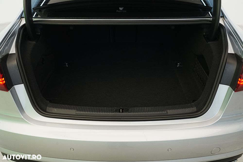 Audi A6 Avant 2.0 TDI Ultra DPF S tronic - 10