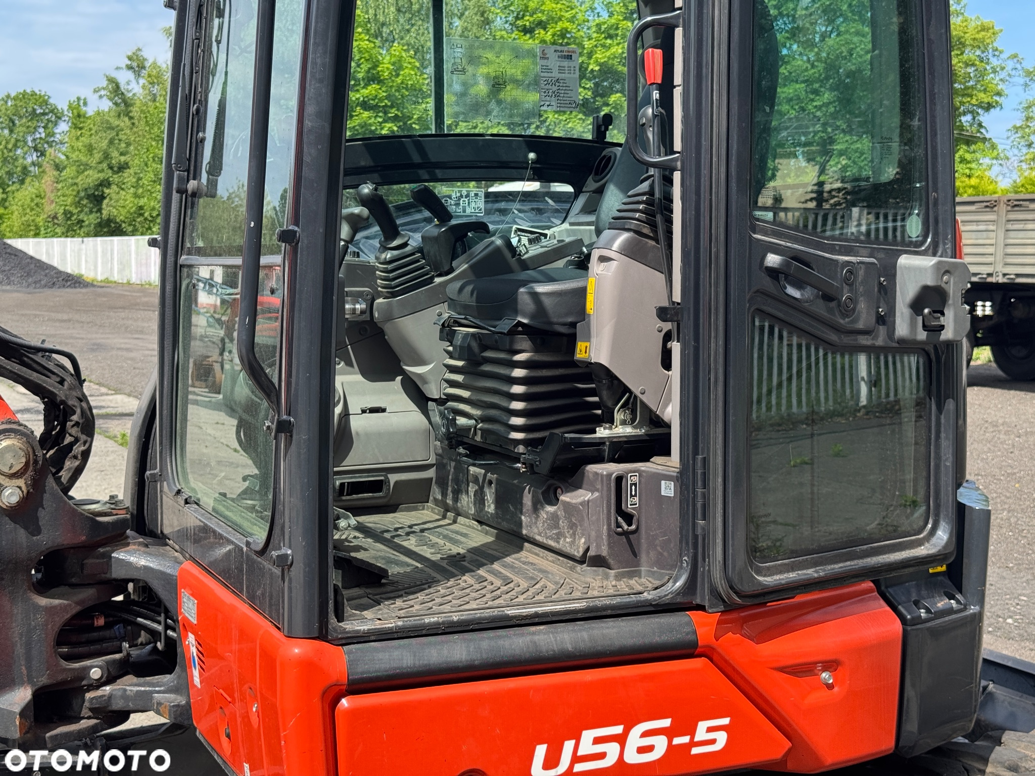 Kubota Midikoparka U56-5 - 32