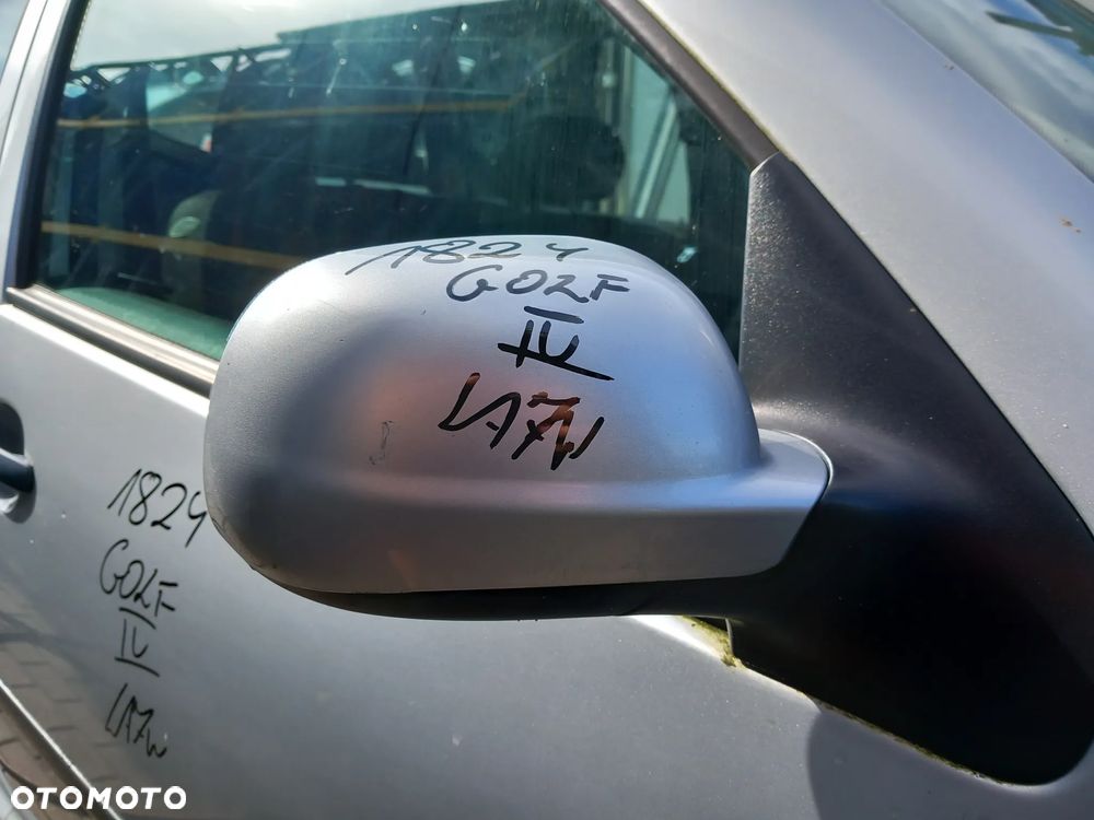 VW GOLF IV LUSTERKO PRAWE PRZEDNIE PRAWY PRZÓD KOLOR: LA7W - 3